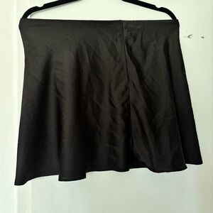 Elegant Black Women's Skirt